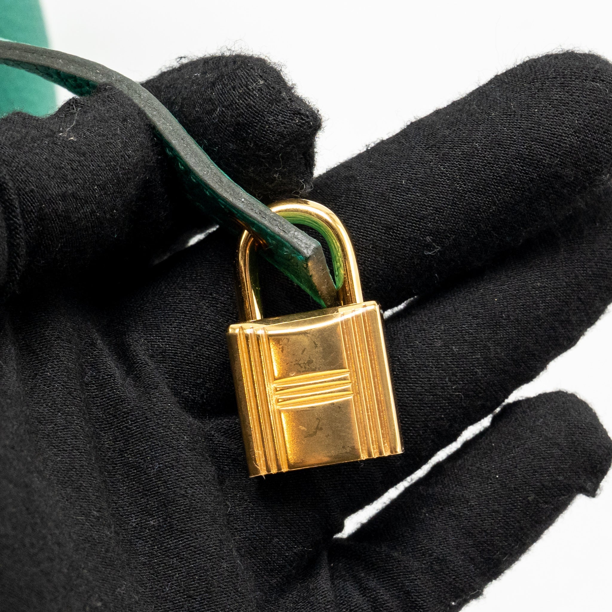 HERMES PICOTIN 18 LOCK BAG TAURILLON MAURICE VERT JADE GHW