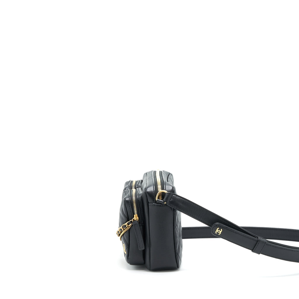 CHANEL 22C CAMERA BAG CALFSKIN BLACK GHW(MICROCHIP)