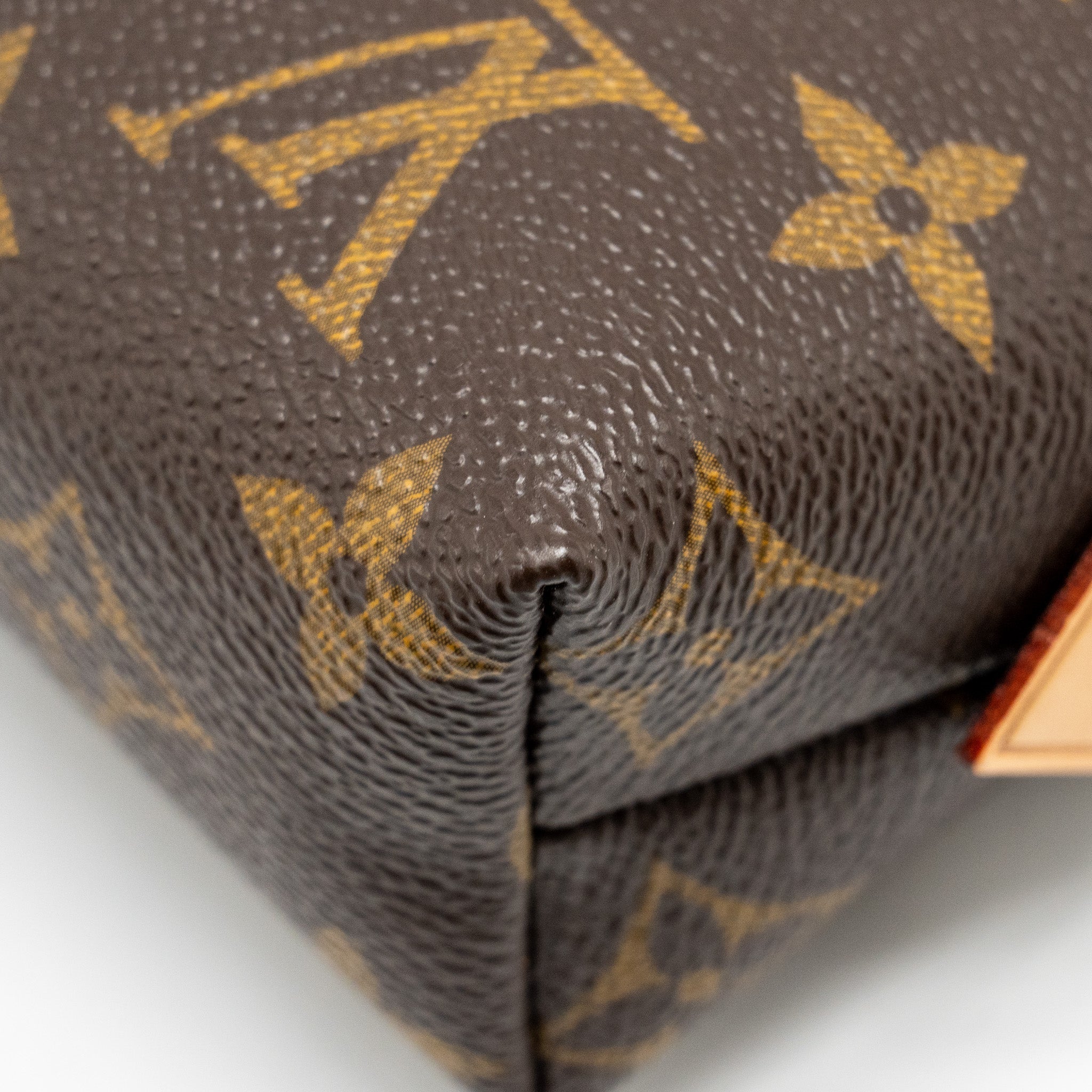 LOUIS VUITTON COSMETIC POUCH MONOGRAM CANVAS GHW
