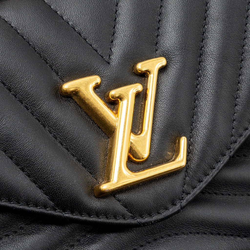 LOUIS VUITTON NEW WAVE PM CHAIN BAG CALFSKIN BLACK GHW (NEW VERSION)