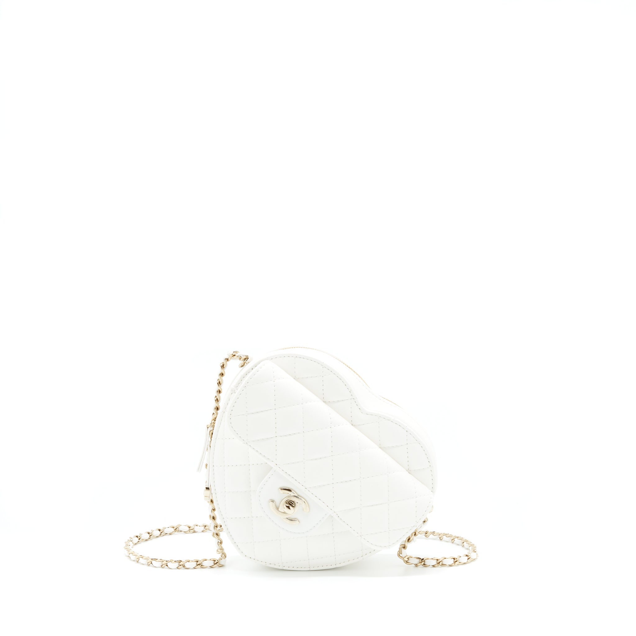CHANEL 22S HEART BAG LAMBSKIN WHITE LGHW (MICROCHIP)