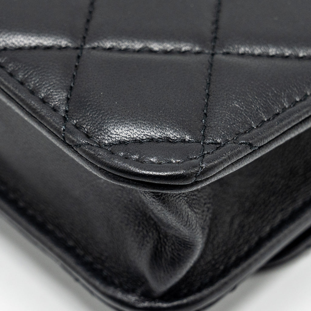 CHANEL PEARL CRUSH MINI FLAP WALLET WITH CHAIN LAMBSKIN BLACK GHW (MICROCHIP)