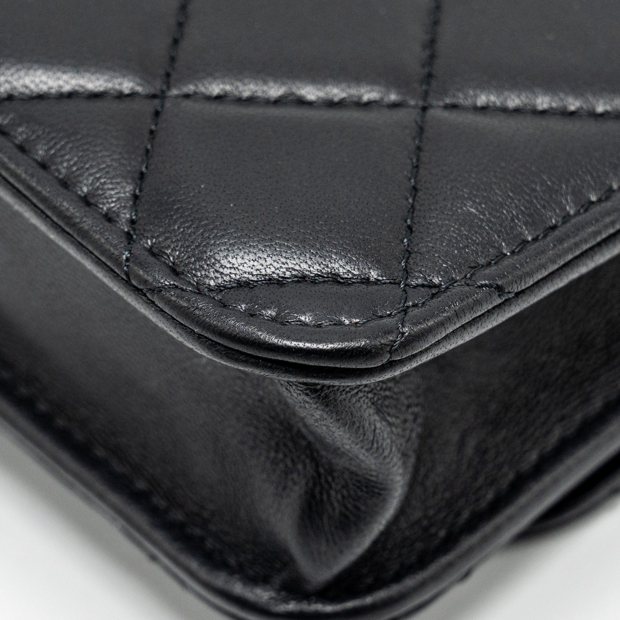 CHANEL PEARL CRUSH MINI FLAP WALLET WITH CHAIN LAMBSKIN BLACK GHW (MICROCHIP)