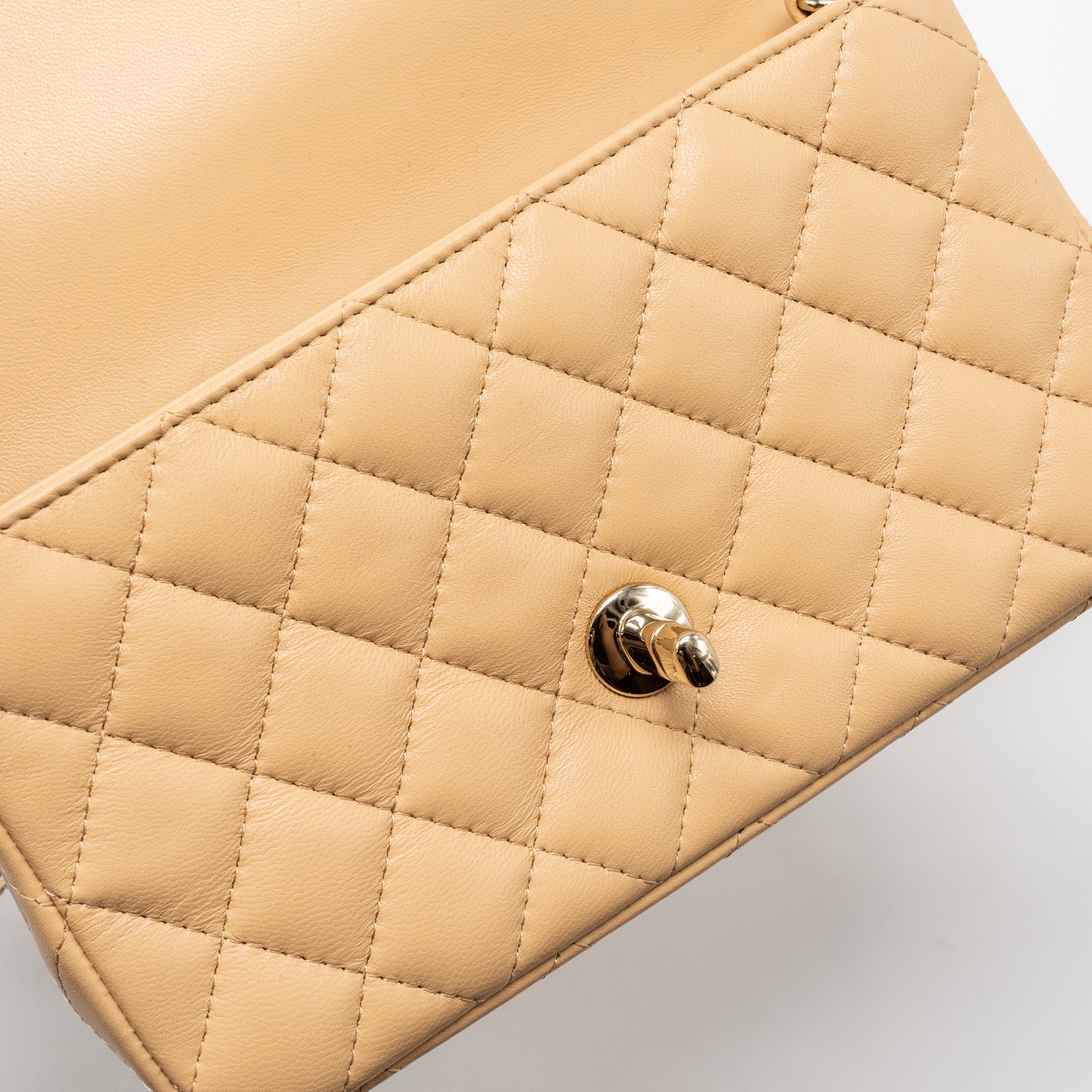 CHANEL 22C MINI RECTANGULAR FLAP BAG LAMBSKIN BEIGE LGHW (MICROCHIP)