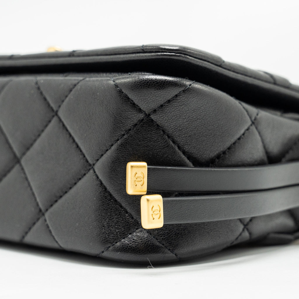 CHANEL 23B DETAIL CHAINS QUILTED FLAP BAG LAMBSKIN BLACK GHW(MICROCHIP)