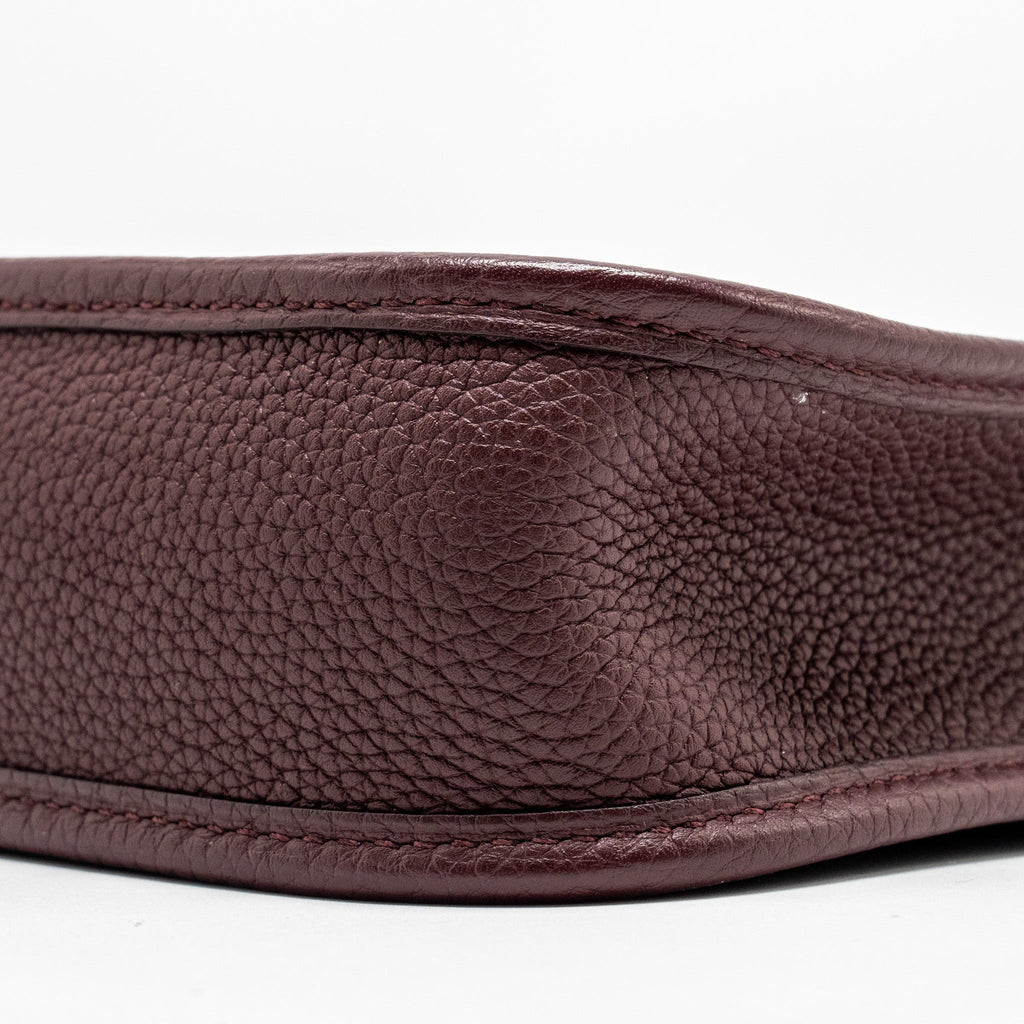 HERMES MINI EVELYNE TAURILLON MAURICE BORDEAUX GHW