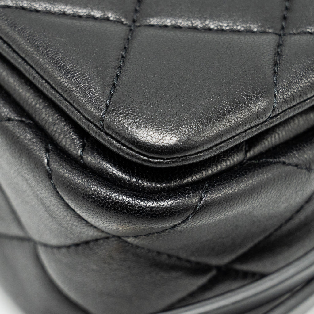 CHANEL 23B DETAIL CHAINS QUILTED FLAP BAG LAMBSKIN BLACK GHW(MICROCHIP)