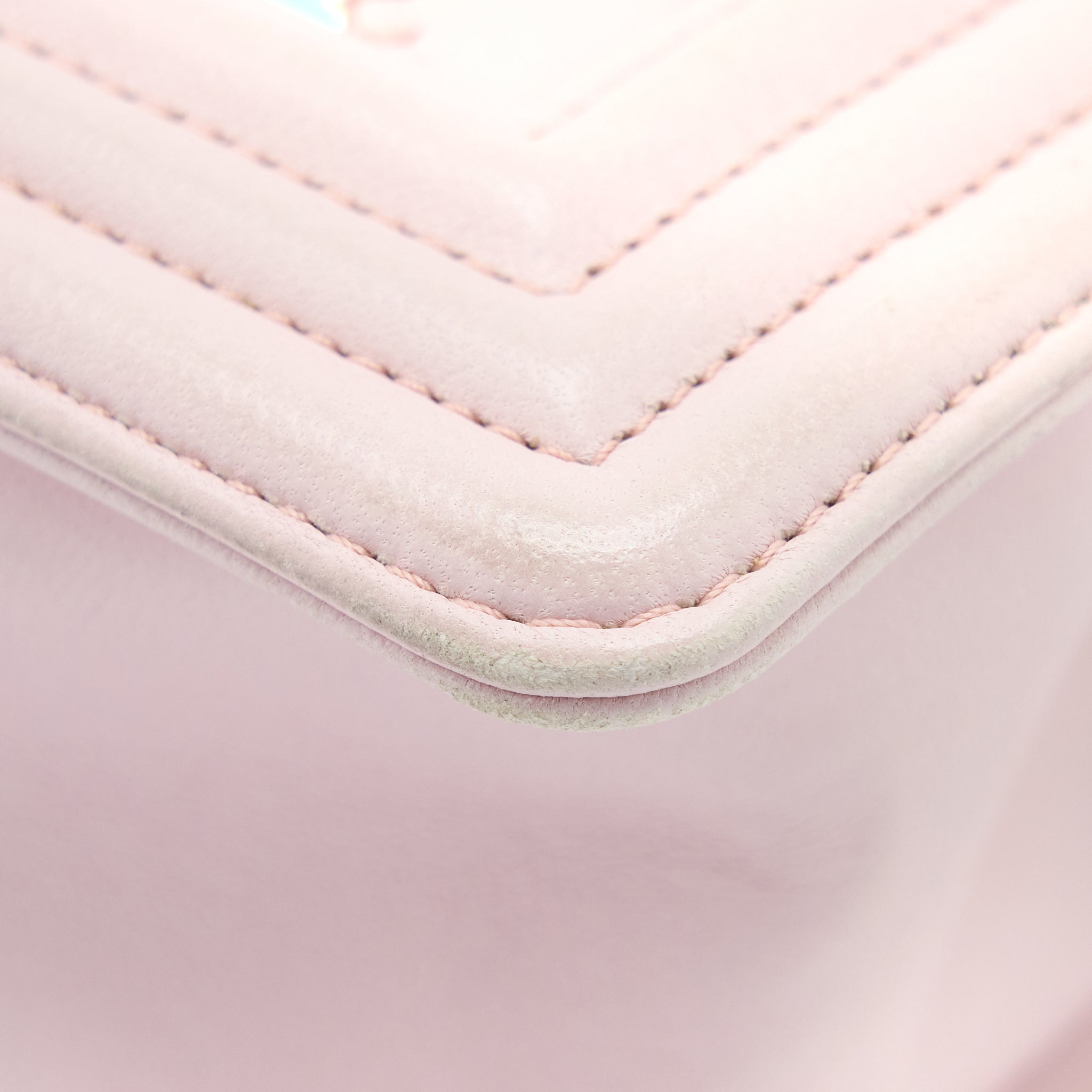 CHANEL CHEVRON SMALL BOY BAG LIMITED EDITION LAMBSKIN LIGHT PINK SHW
