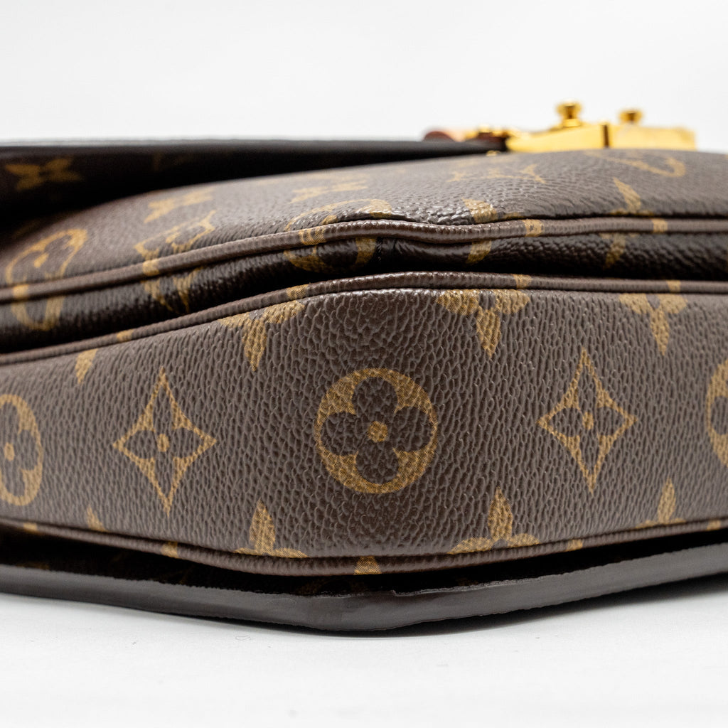 LOUIS VUITTON POCHETTE METIS MONOGRAM CANVAS GHW