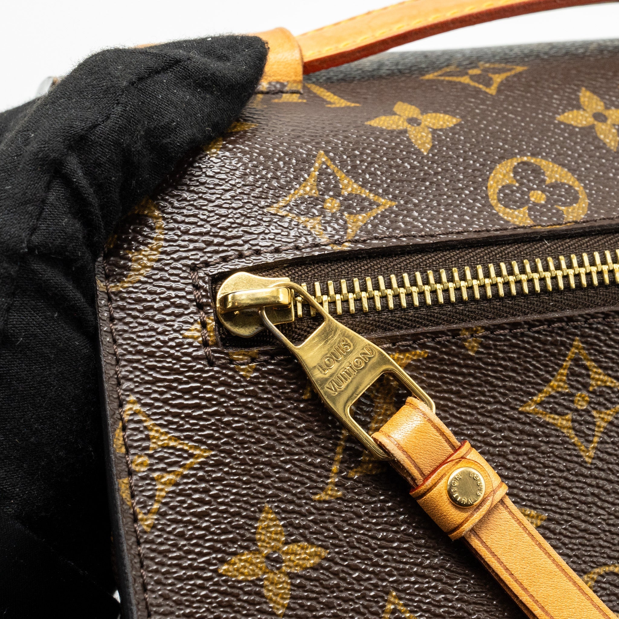 LOUIS VUITTON POCHETTE MÉTIS MONOGRAM CANVAS GHW
