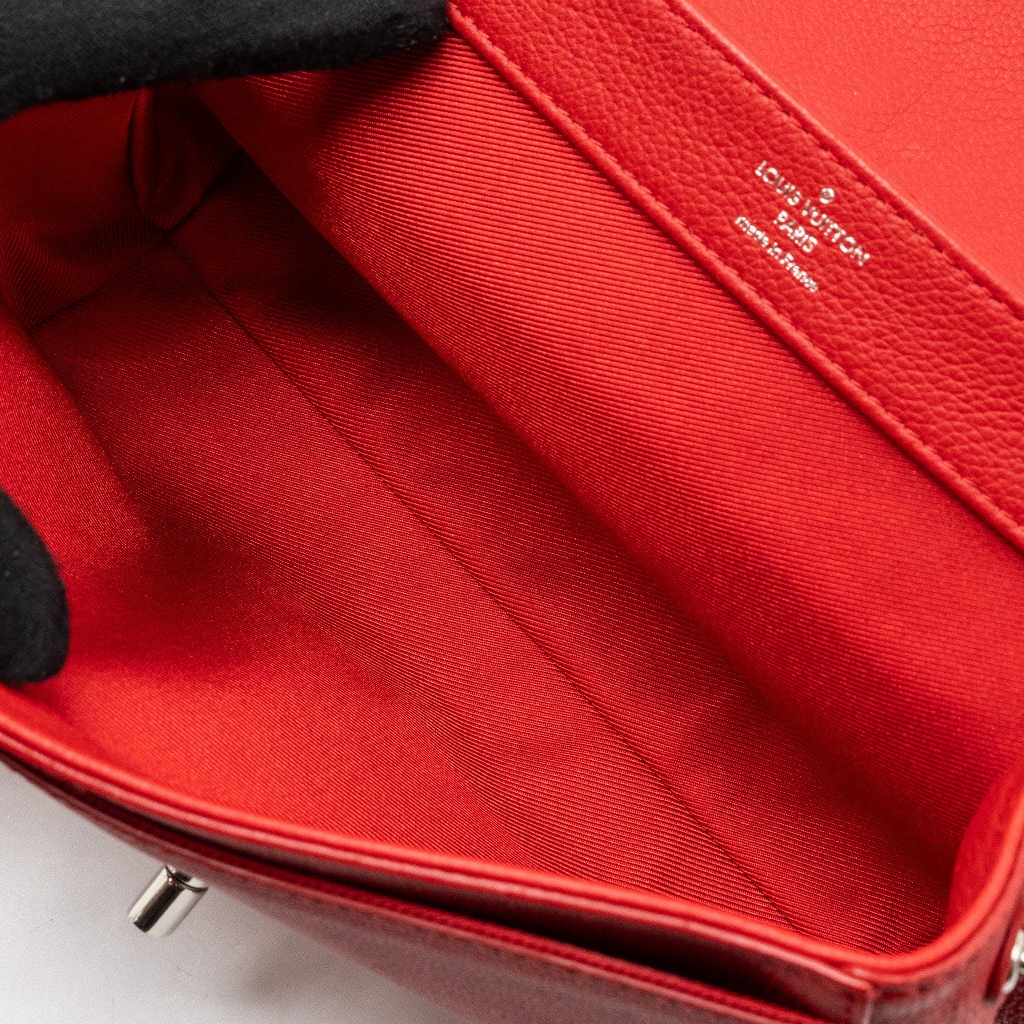 LOUIS VUITTON LOCKME II BB CALFSKIN RED SHW