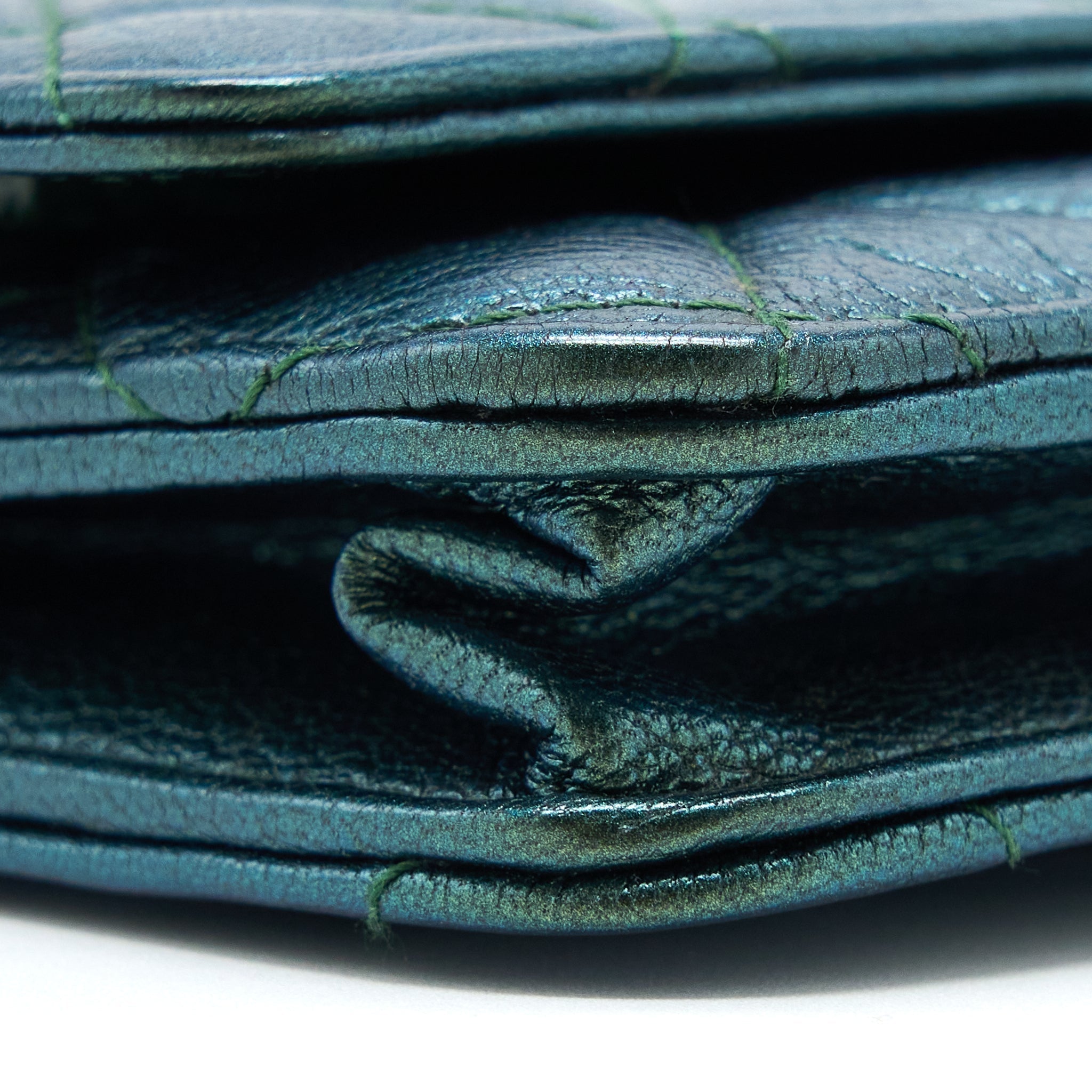 CHANEL CLASSIC WALLET ON CHAIN GOATSKIN IRIDESCENT GREEN RAINBOW HARDWARE