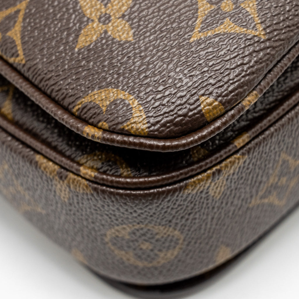 LOUIS VUITTON POCHETTE METIS MONOGRAM CANVAS GHW