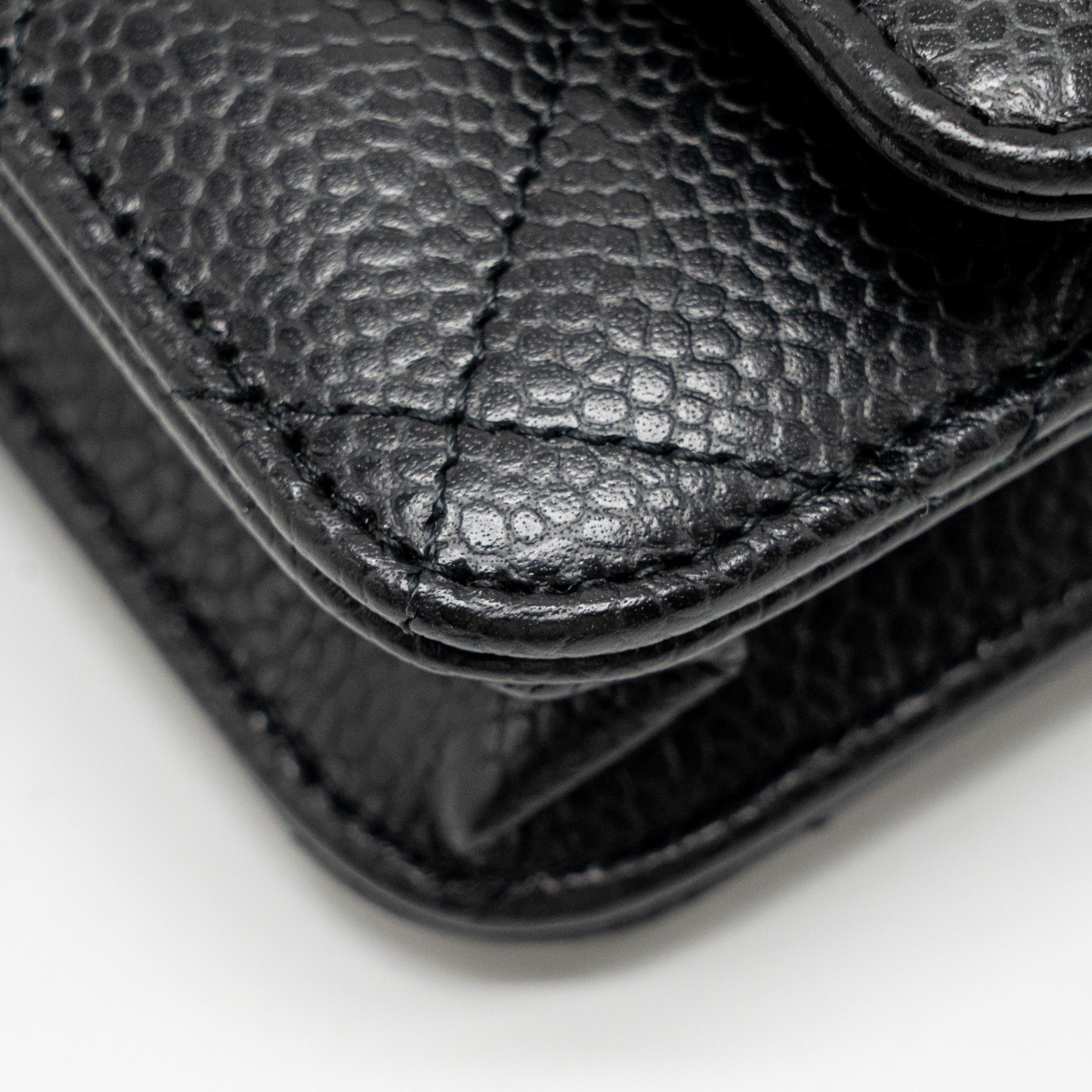 CHANEL CLASSIC WALLET ON CHAIN CAVIAR BLACK GHW (MICROCHIP)