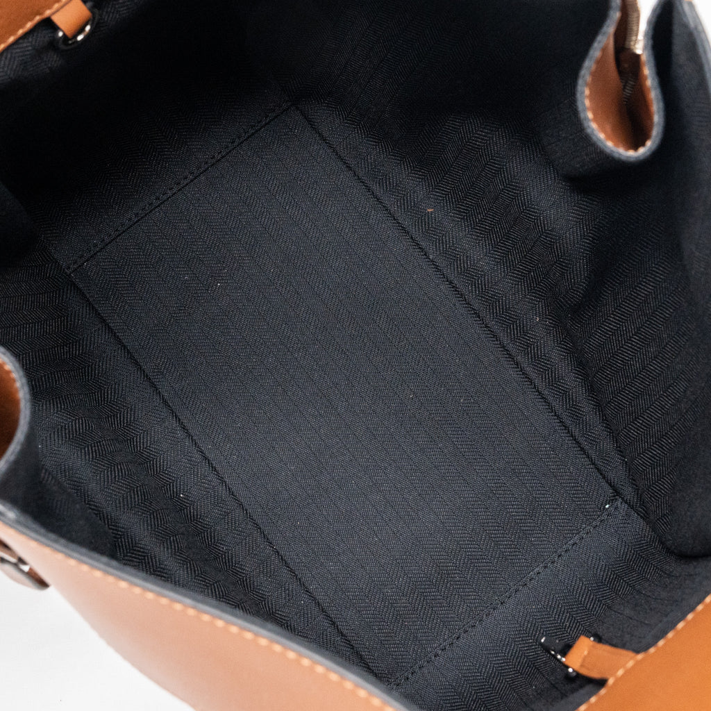 LOEWE SMALL HAMMOCK BAG CALFSKIN CARAMEL SHW