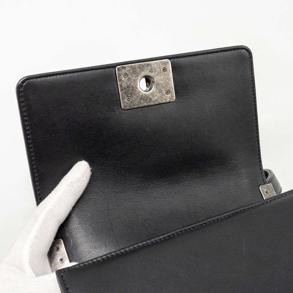 CHANEL SMALL BOY BAG LAMBSKIN BLACK RUTHENIUM SHW
