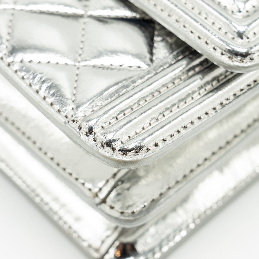 CHANEL BOY NORTH SOUTH FLAP BAG PATENT /GOATSKIN SILVER RUTHENIUM HARDWARE