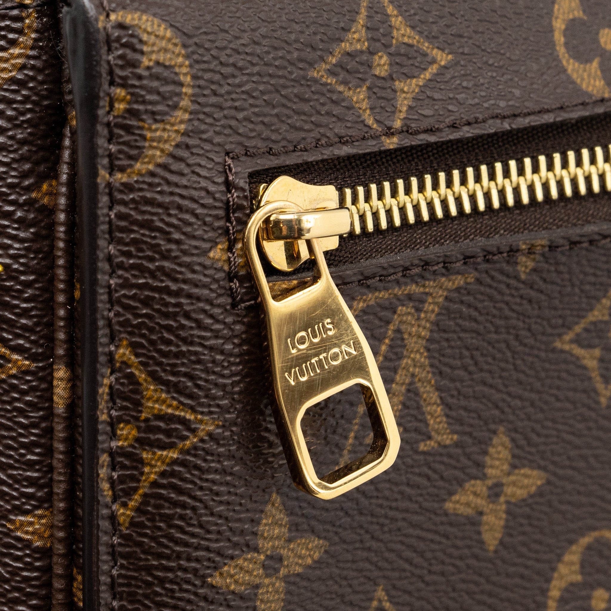 LOUIS VUITTON POCHETTE MÉTIS MONOGRAM CANVAS GHW