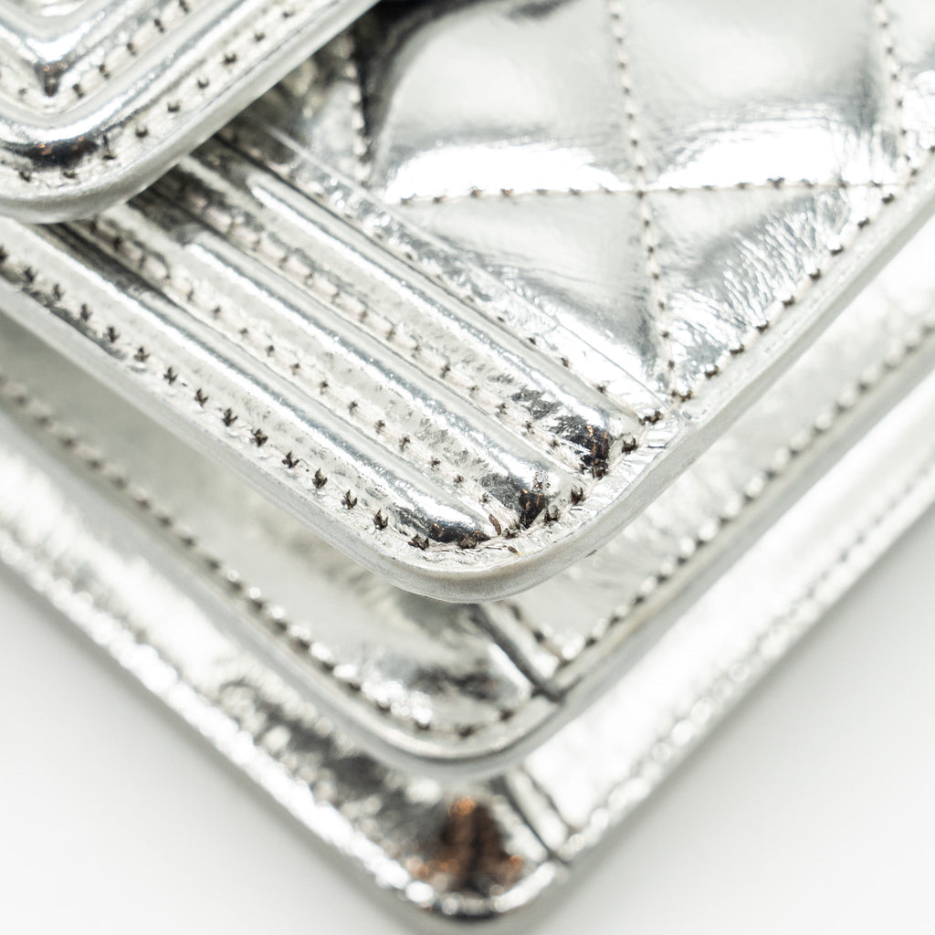 CHANEL BOY NORTH SOUTH FLAP BAG PATENT /GOATSKIN SILVER RUTHENIUM HARDWARE