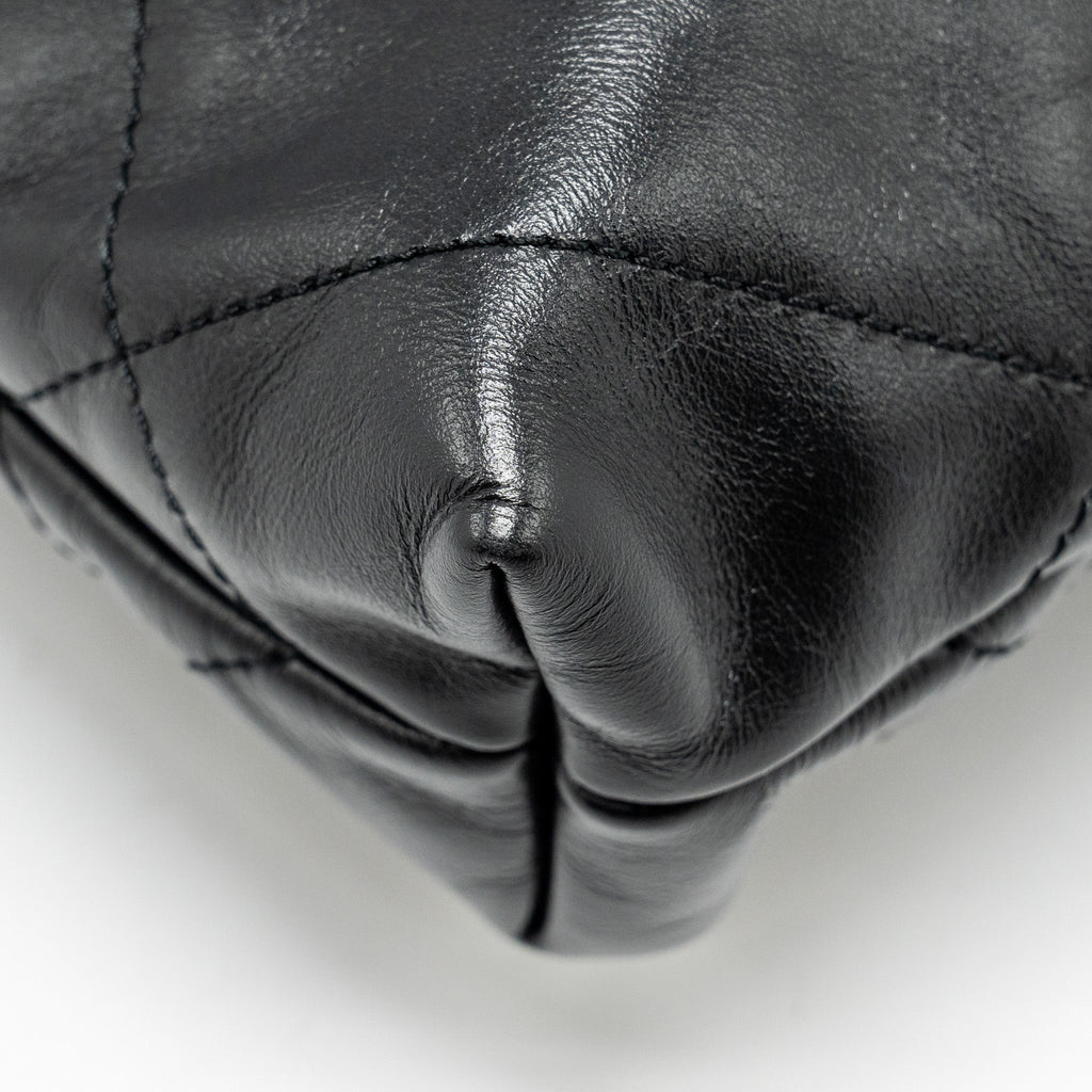 CHANEL MINI 22 BAG SHINY CALFSKIN BLACK SHW (MICROCHIP)
