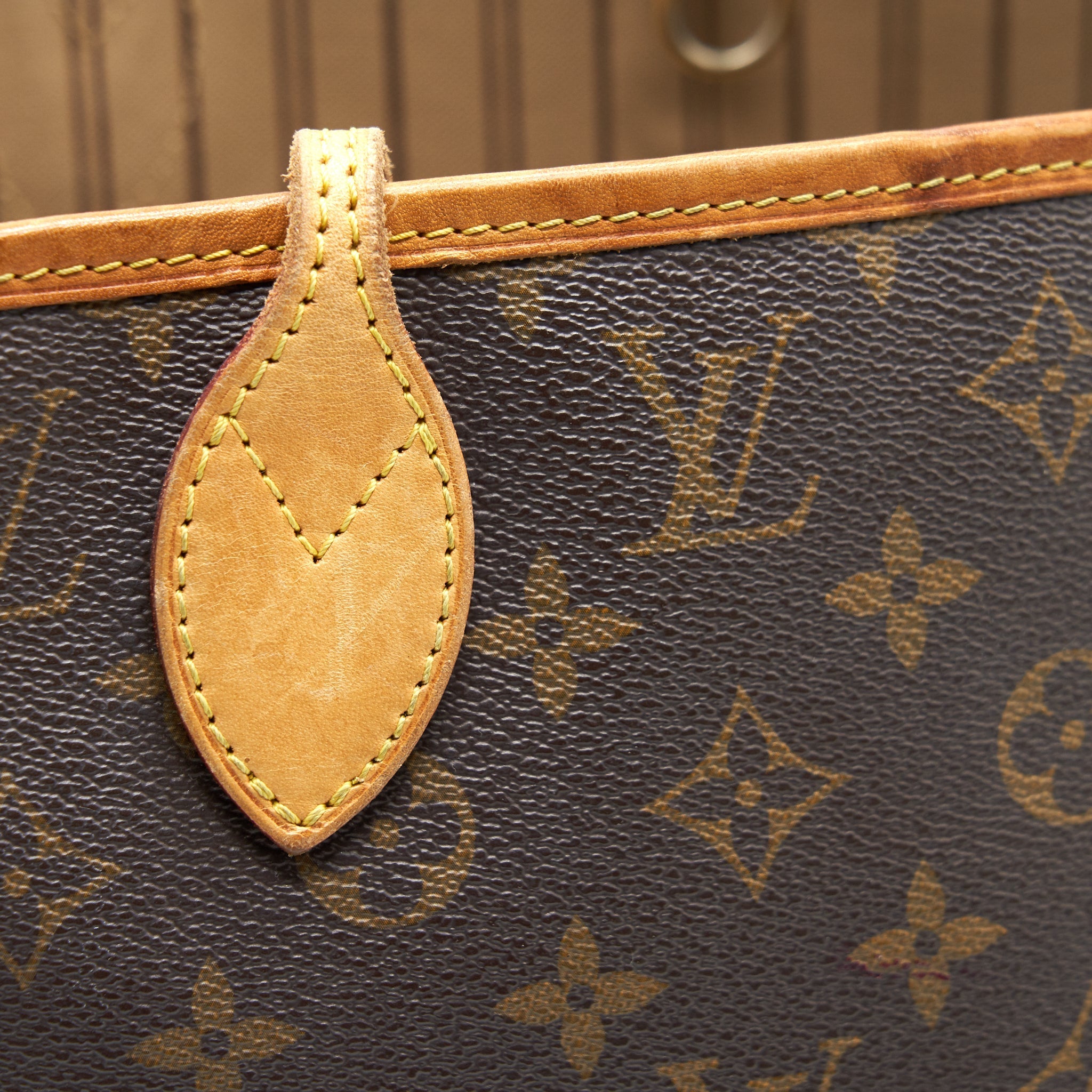LOUIS VUITTON NEVERFULL MM MONOGRAM CANVAS
