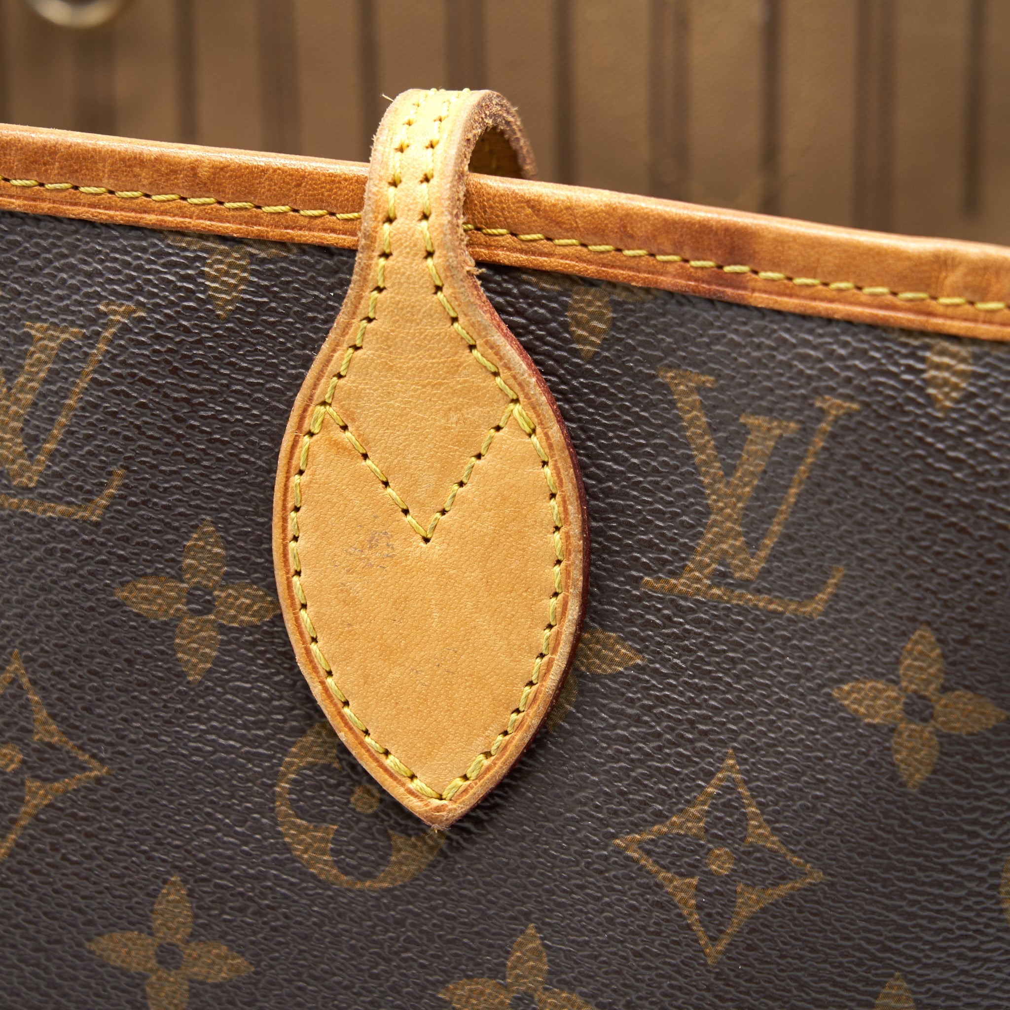 LOUIS VUITTON NEVERFULL MM MONOGRAM CANVAS