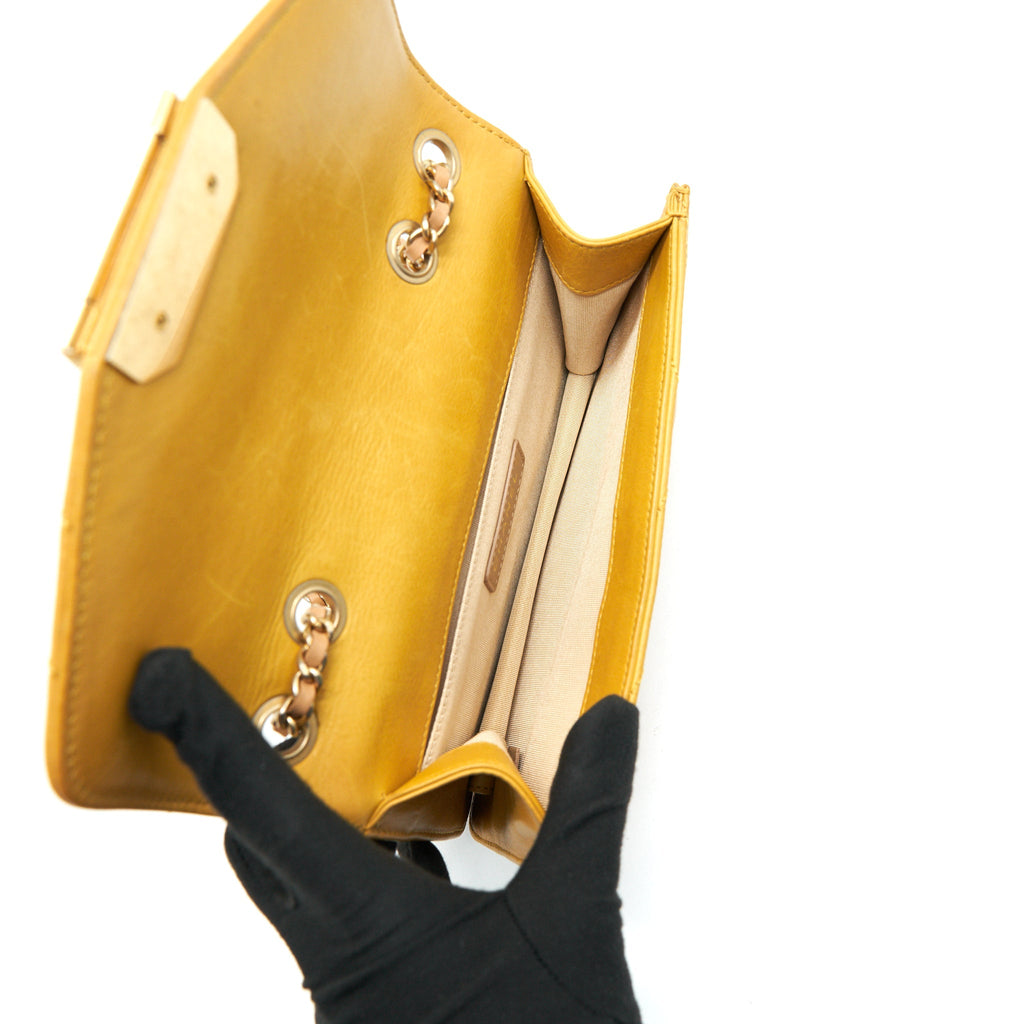 CHANEL CHEVRON ENVELOPE FLAP BAG WITH CHAIN IN YELLOW GHW
