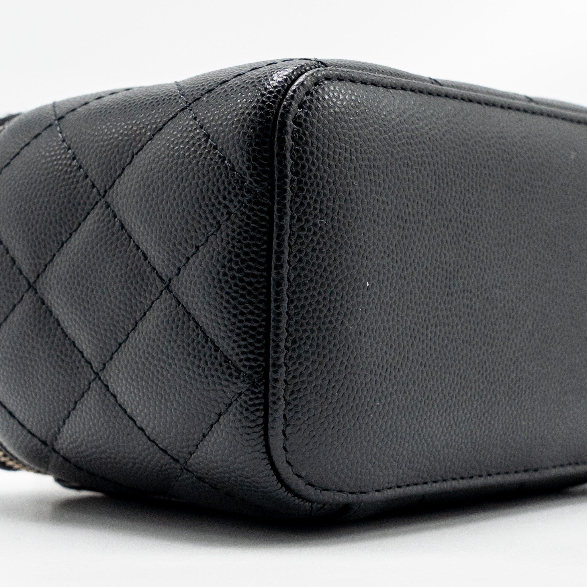 CHANEL LONG VANITY CASE CAVIAR BLACK LGHW