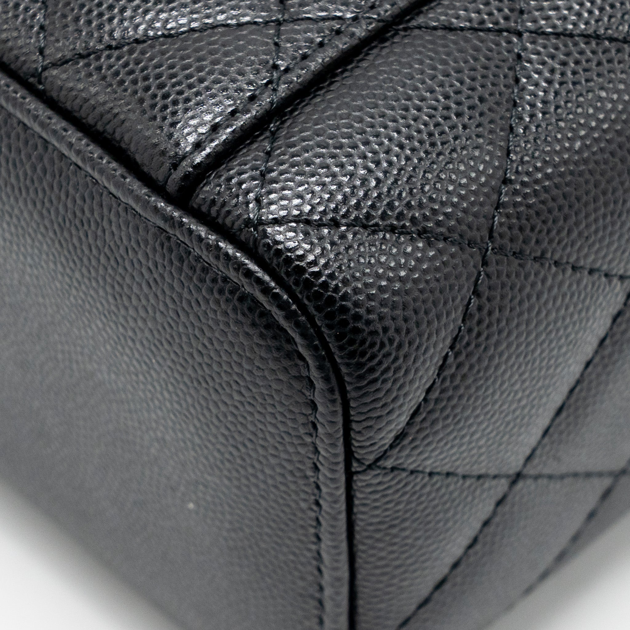 CHANEL LONG VANITY CASE CAVIAR BLACK LGHW