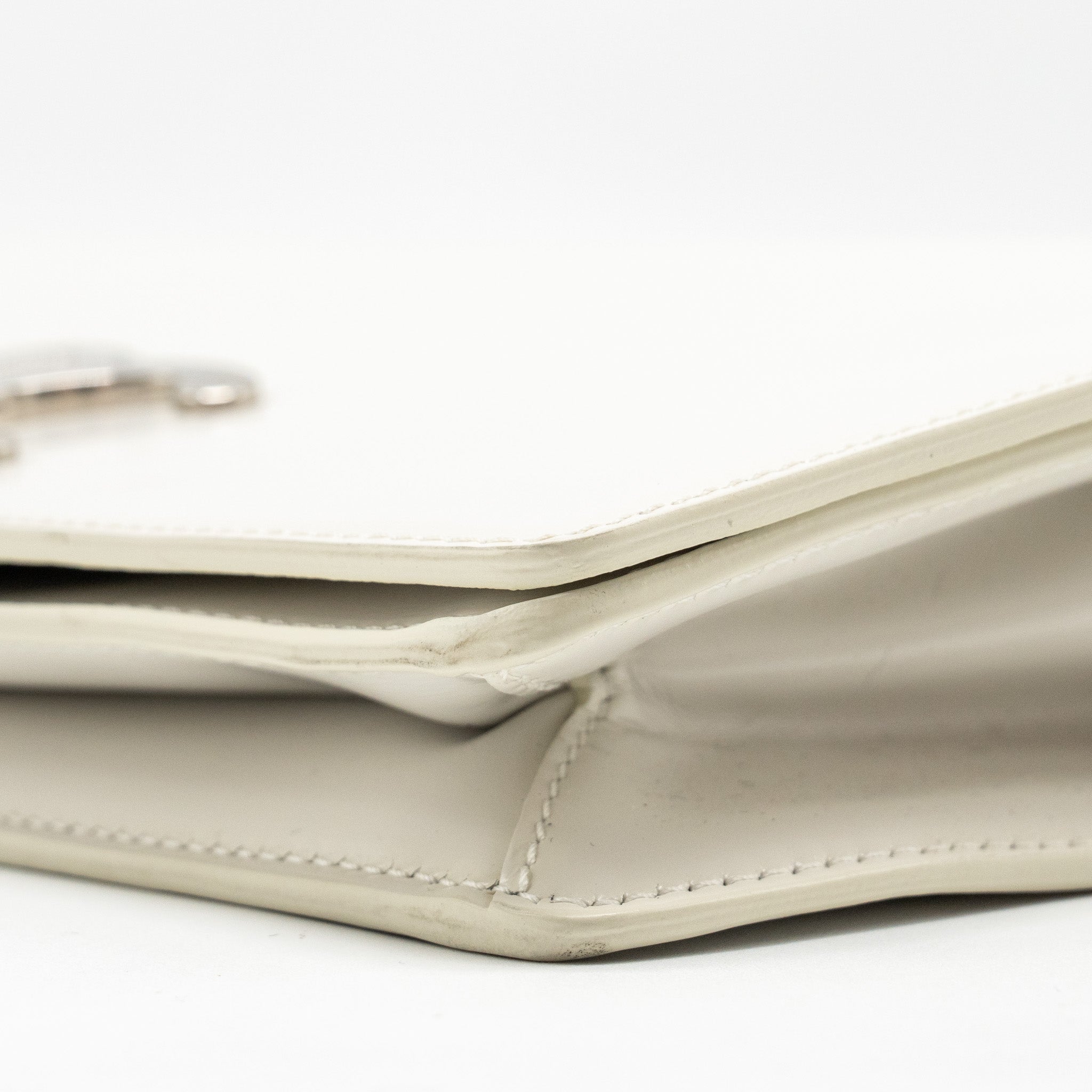 CELINE TRAPEZE TRIOMPHE SHOULDER BAG SHINY CALFSKIN WHITE SHW