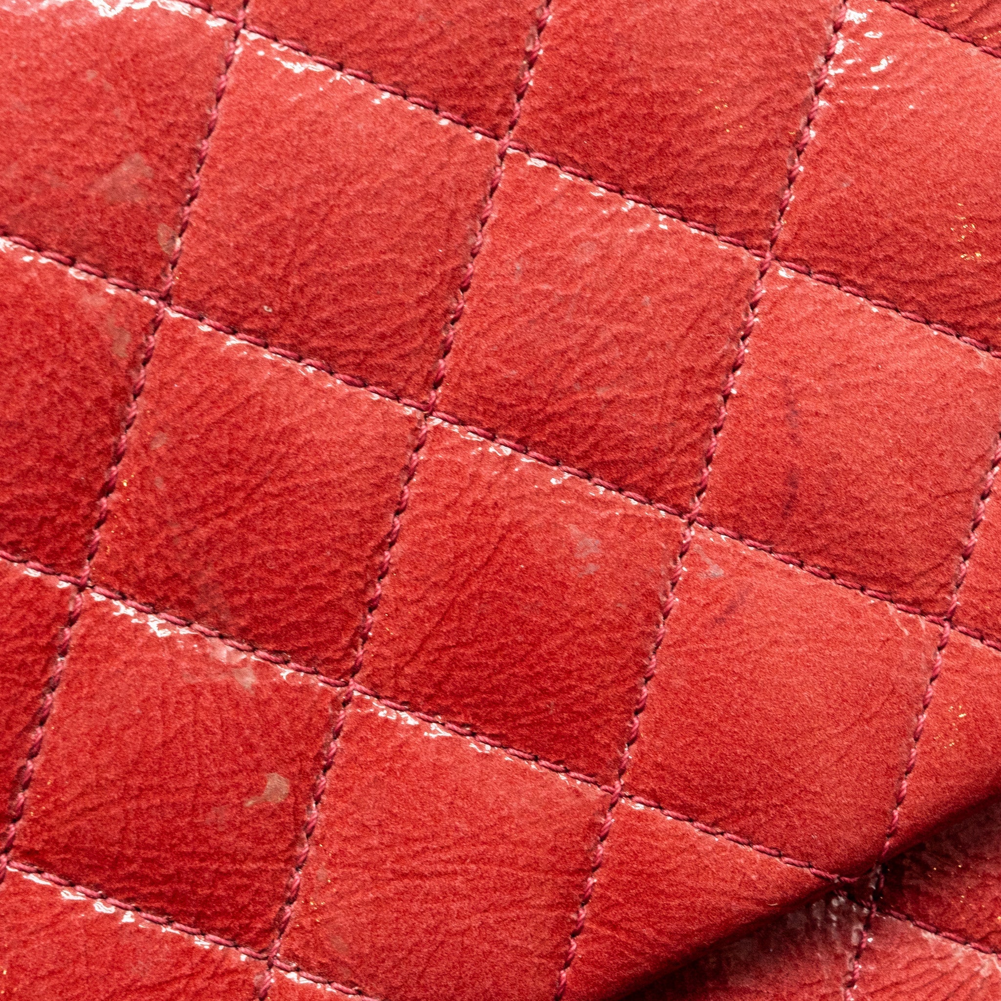 CHANEL SEASONAL FLAP BAG PATENT GOATSKIN/LAMBSKIN RED GHW