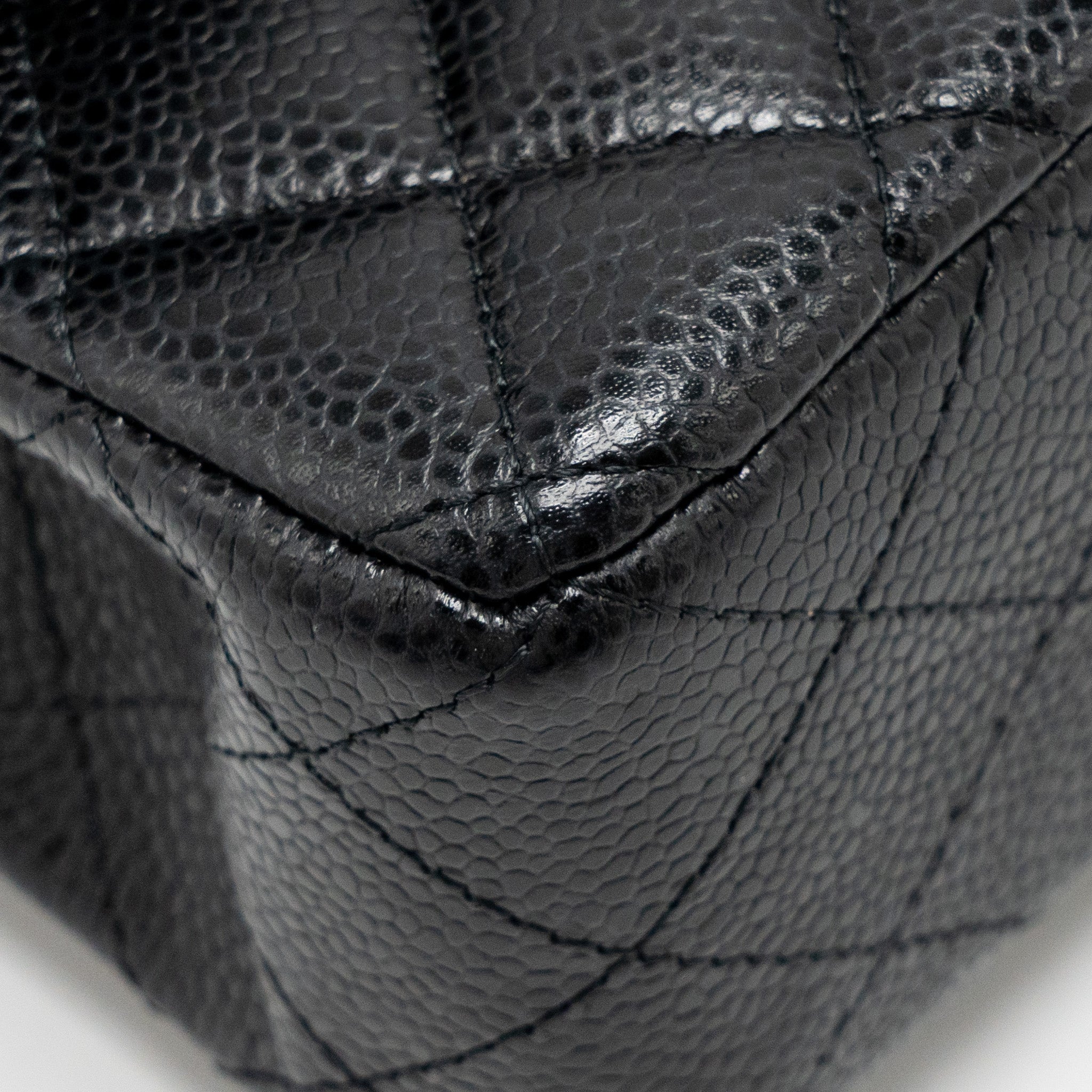 CHANEL SMALL CLASSIC DOUBLE FLAP BAG CAVIAR BLACK SHW (MICROCHIP)