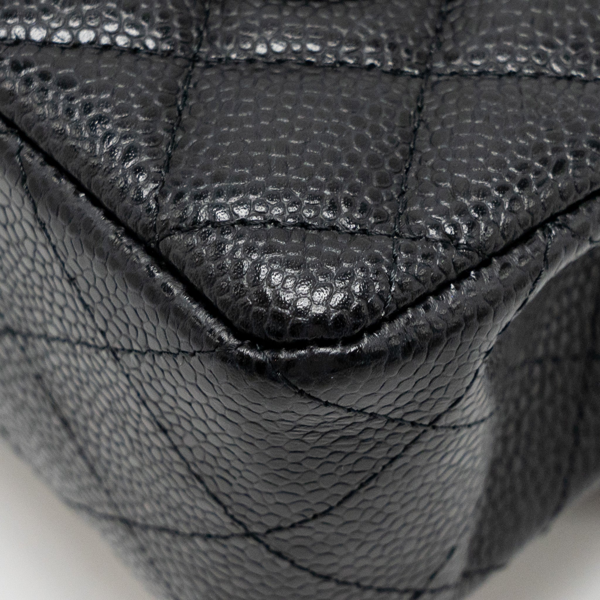 CHANEL SMALL CLASSIC DOUBLE FLAP BAG CAVIAR BLACK SHW (MICROCHIP)