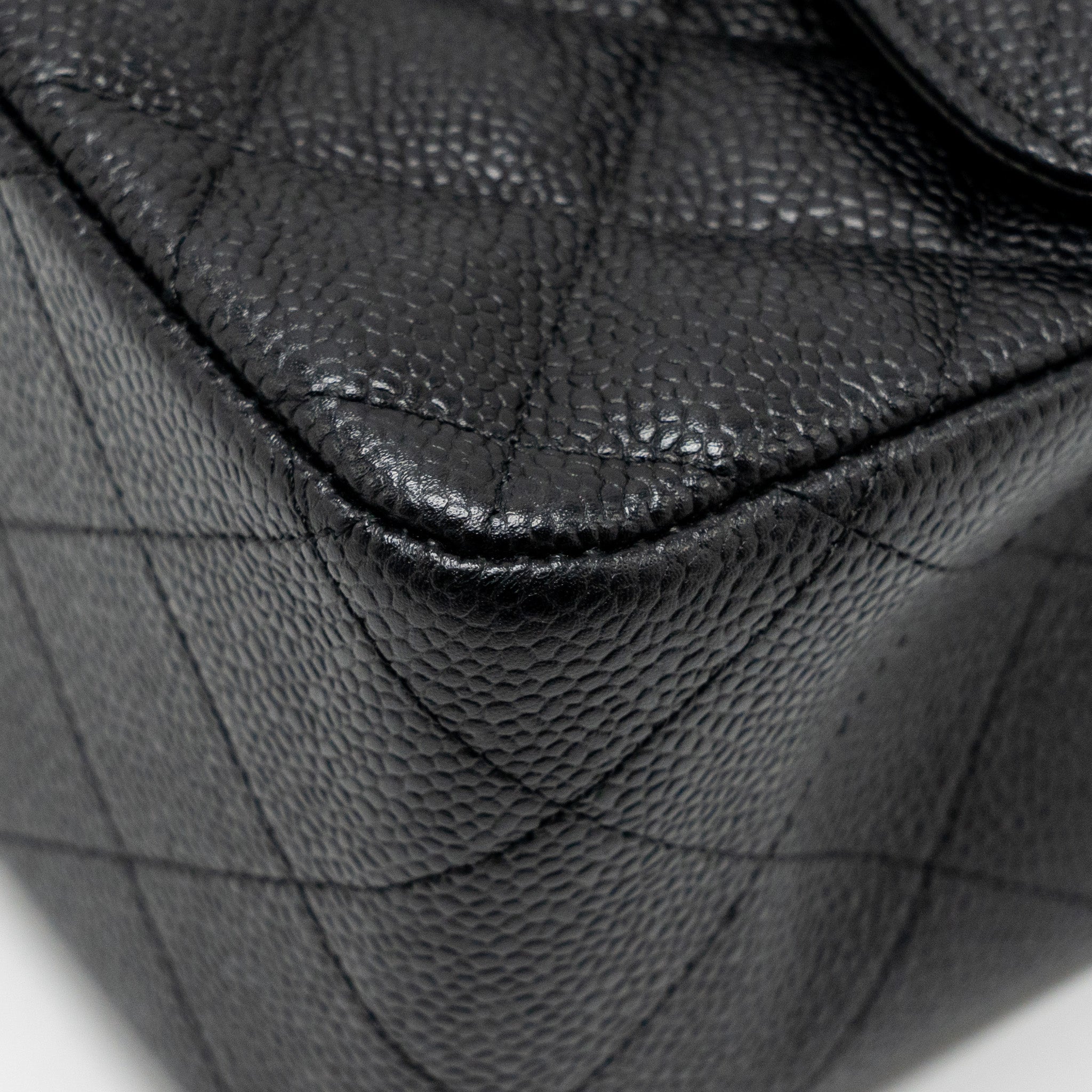 CHANEL JUMBO CLASSIC DOUBLE FLAP BAG CAVIAR BLACK GHW
