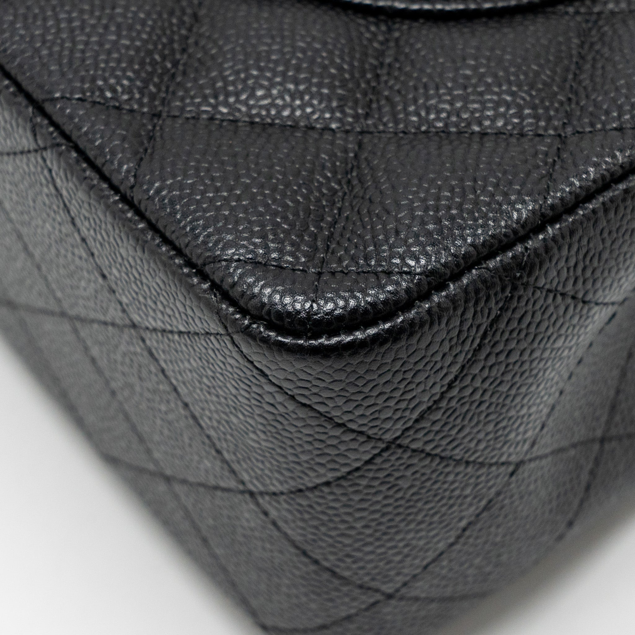 CHANEL JUMBO CLASSIC DOUBLE FLAP BAG CAVIAR BLACK GHW