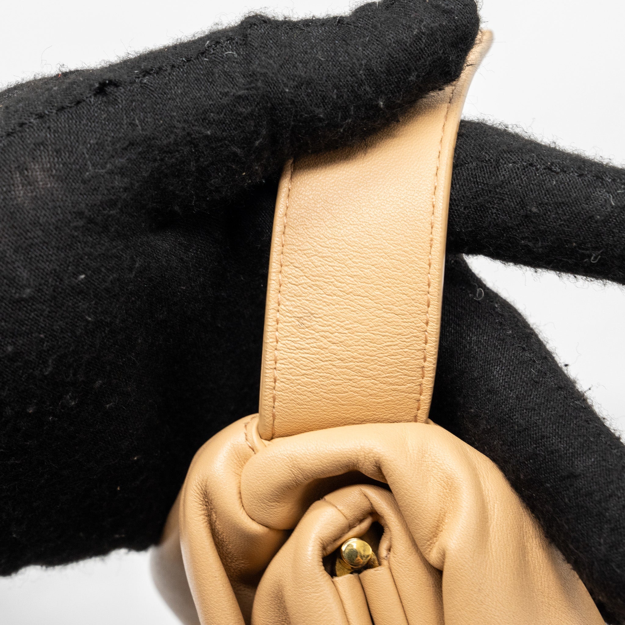 BOTTEGA VENETA THE MINI POUCH BELT BAG CALFSKIN BEIGE GHW