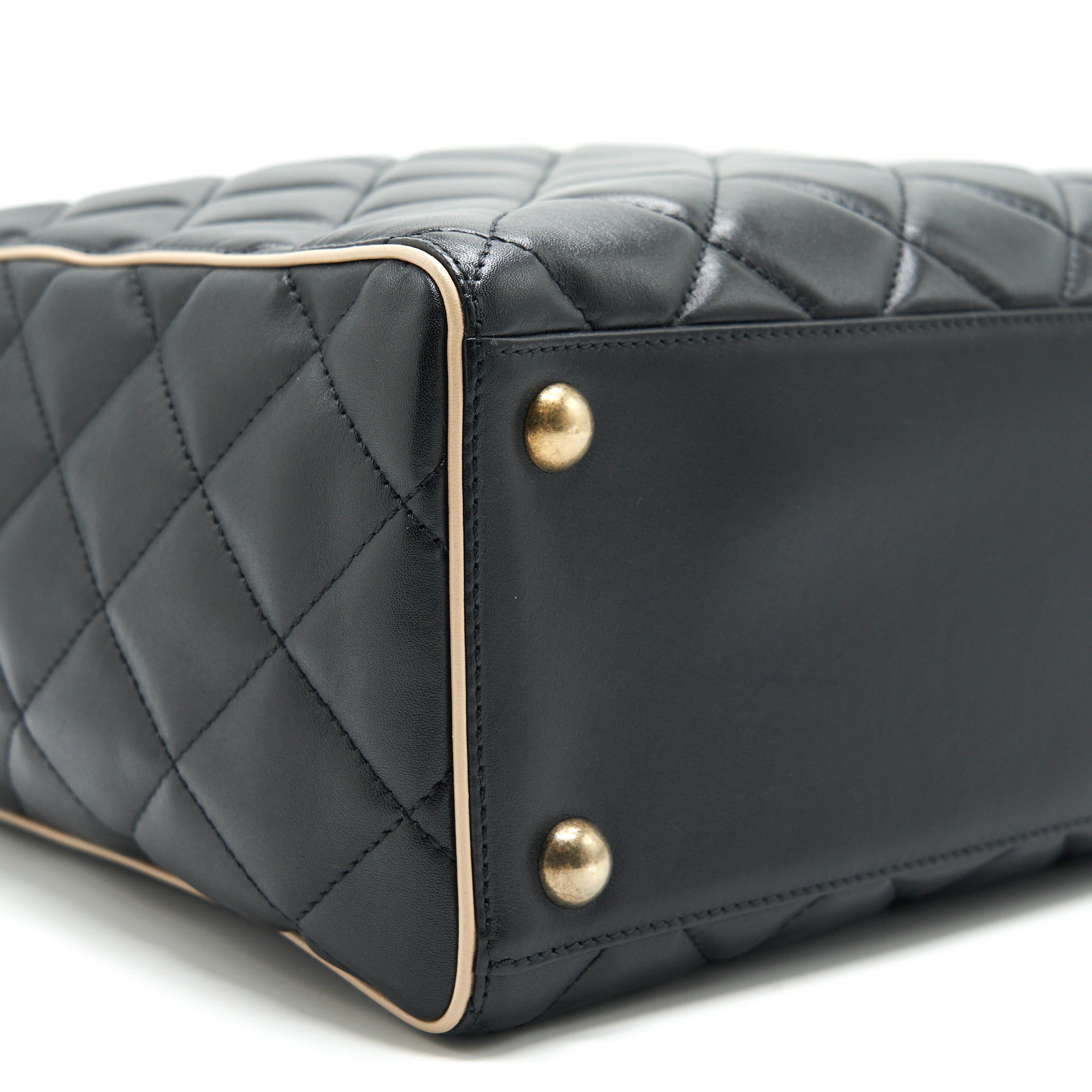 CHANEL CALFSKIN LEATHER SHOPPING BAG BLACK/BEIGE