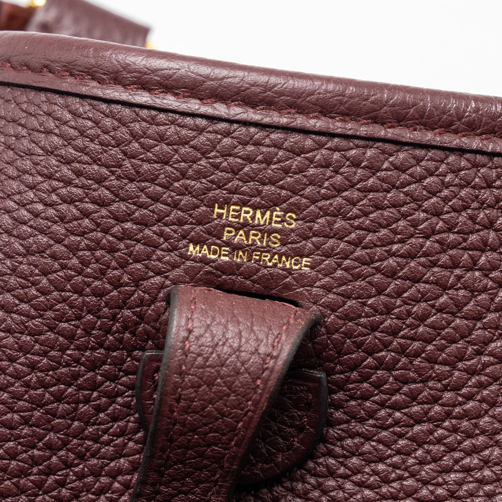 HERMES MINI EVELYNE TAURILLON MAURICE BORDEAUX GHW