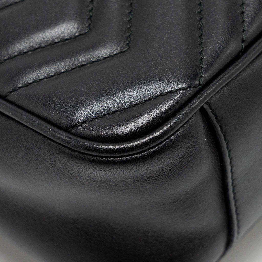 GUCCI MEDIUM GG MARMONT SHOULDER BAG CALFSKIN BLACK GHW
