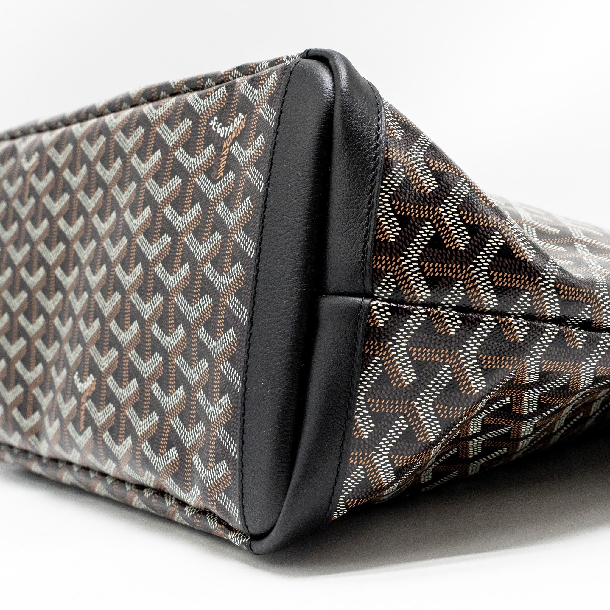 GOYARD ARTOIS MM HANDBAG GOYARDINE CANVAS/CALFSKIN BLACK SHW