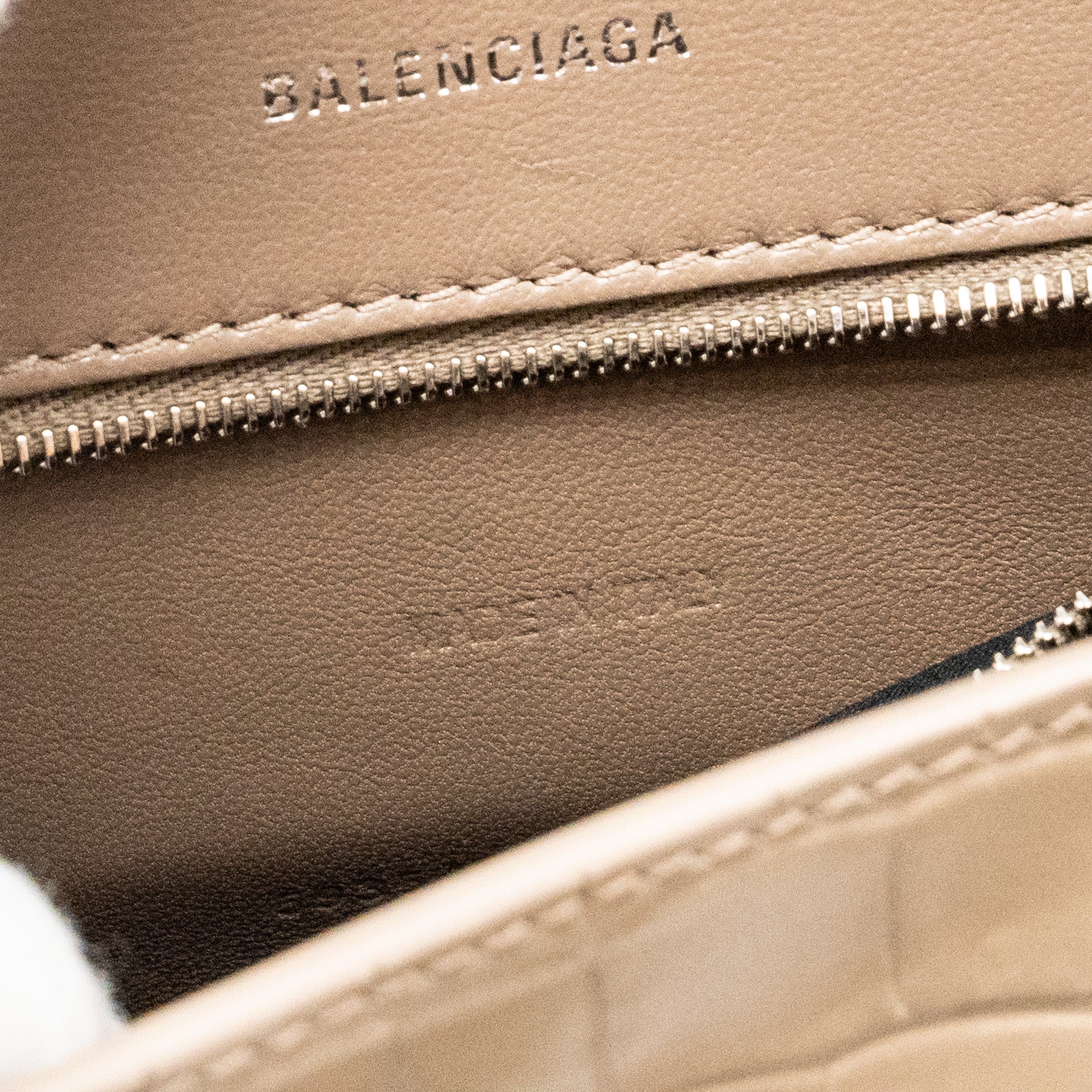 BALENCIAGA SMALL HOURGLASS BAG CROC-EMBOSSED CALFSKIN DARK BEIGE SHW