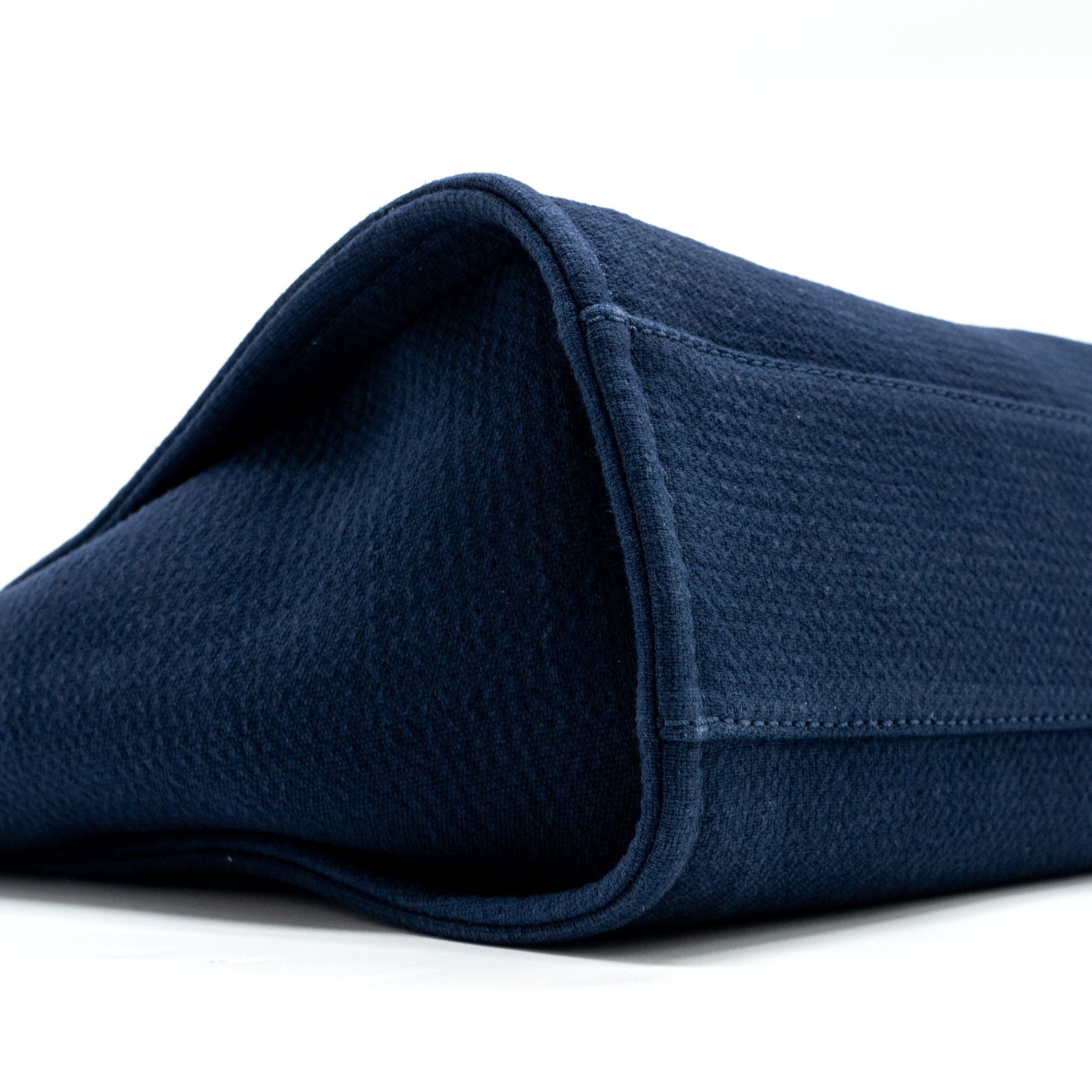 CHANEL DEAUVILLE TOTE BAG CANVAS NAVY SHW (MICROCHIP)