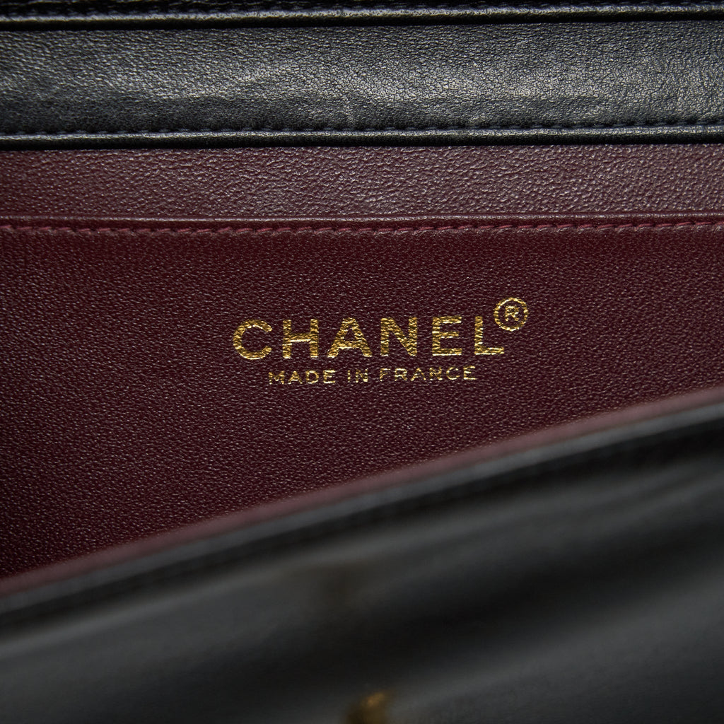 CHANEL VINTAGE QUILTED MINI FLAP BAG WITH CHAIN LAMBSKIN BLACK GHW