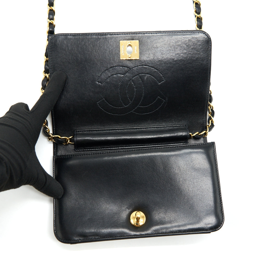 CHANEL VINTAGE QUILTED MINI FLAP BAG WITH CHAIN LAMBSKIN BLACK GHW