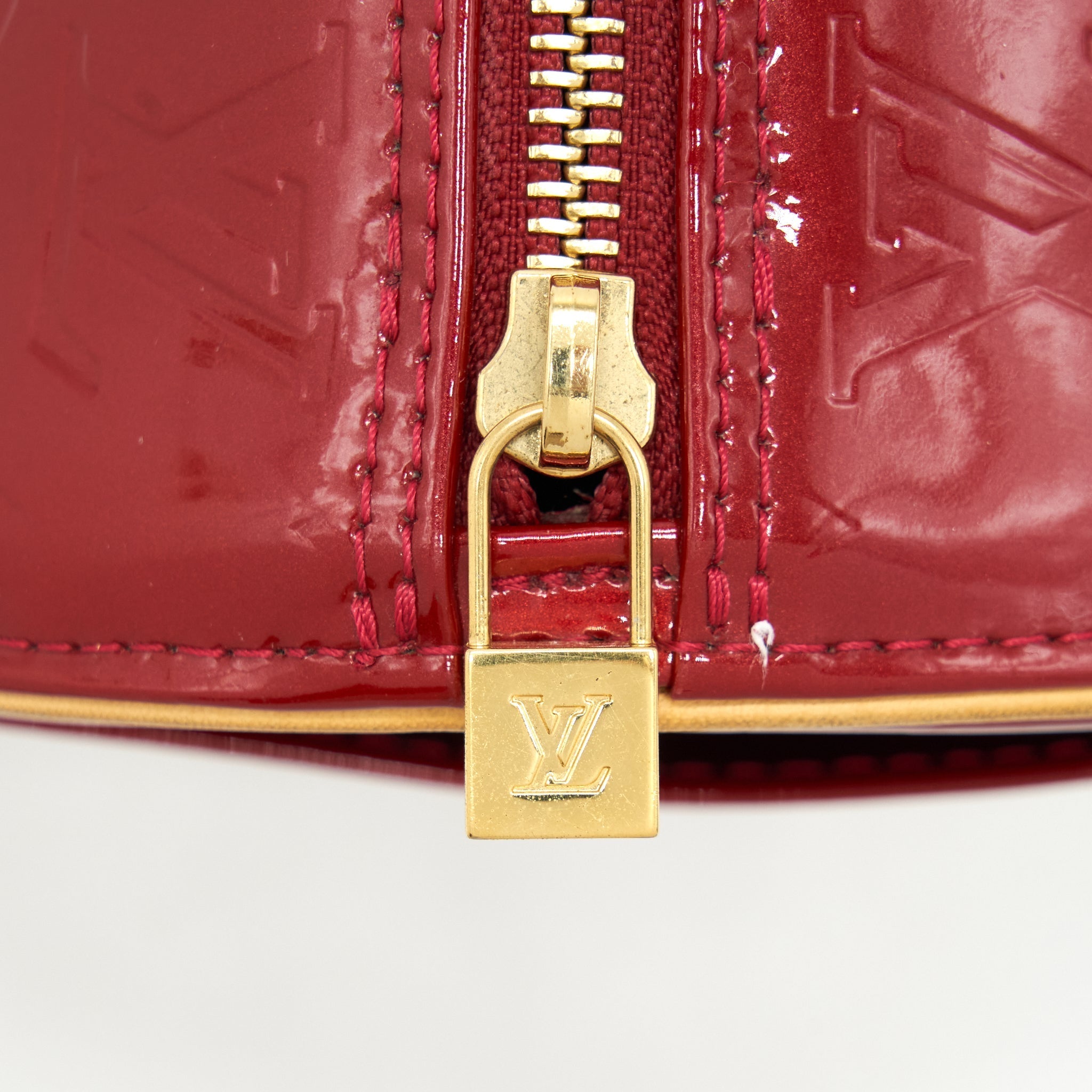 LOUIS VUITTON VINTAGE VERNIS PAPILLON BAG RED