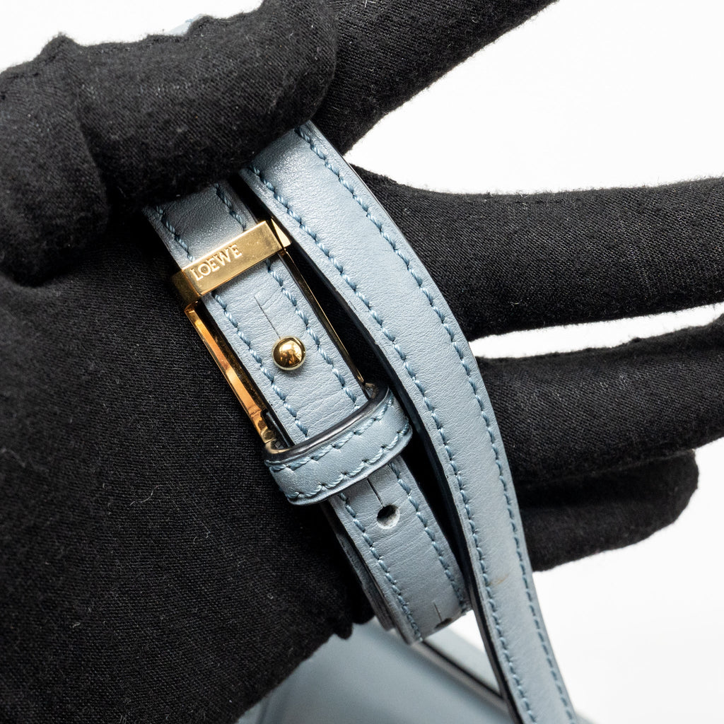 LOEWE BARCELONA SHOULDER BAG CALFSKIN BLUE GHW