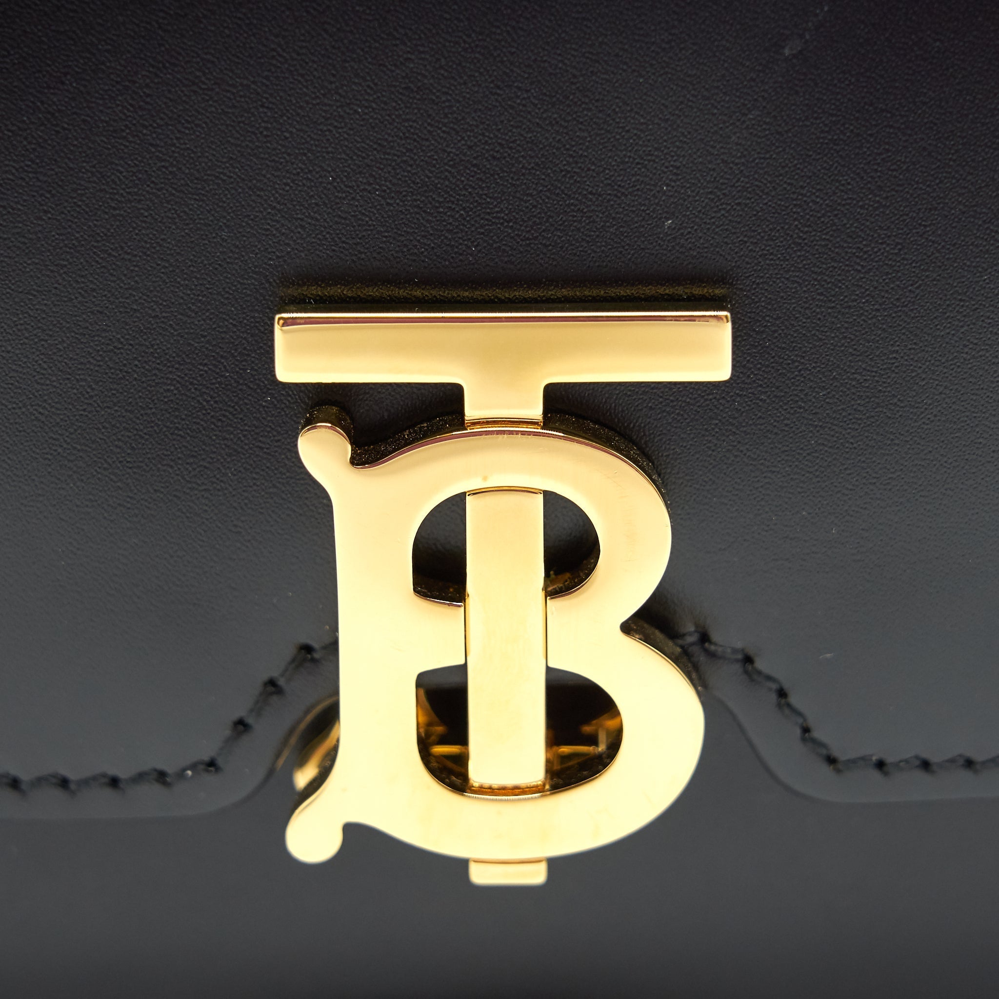 BURBERRY TB BELT BAG CALF SKIN