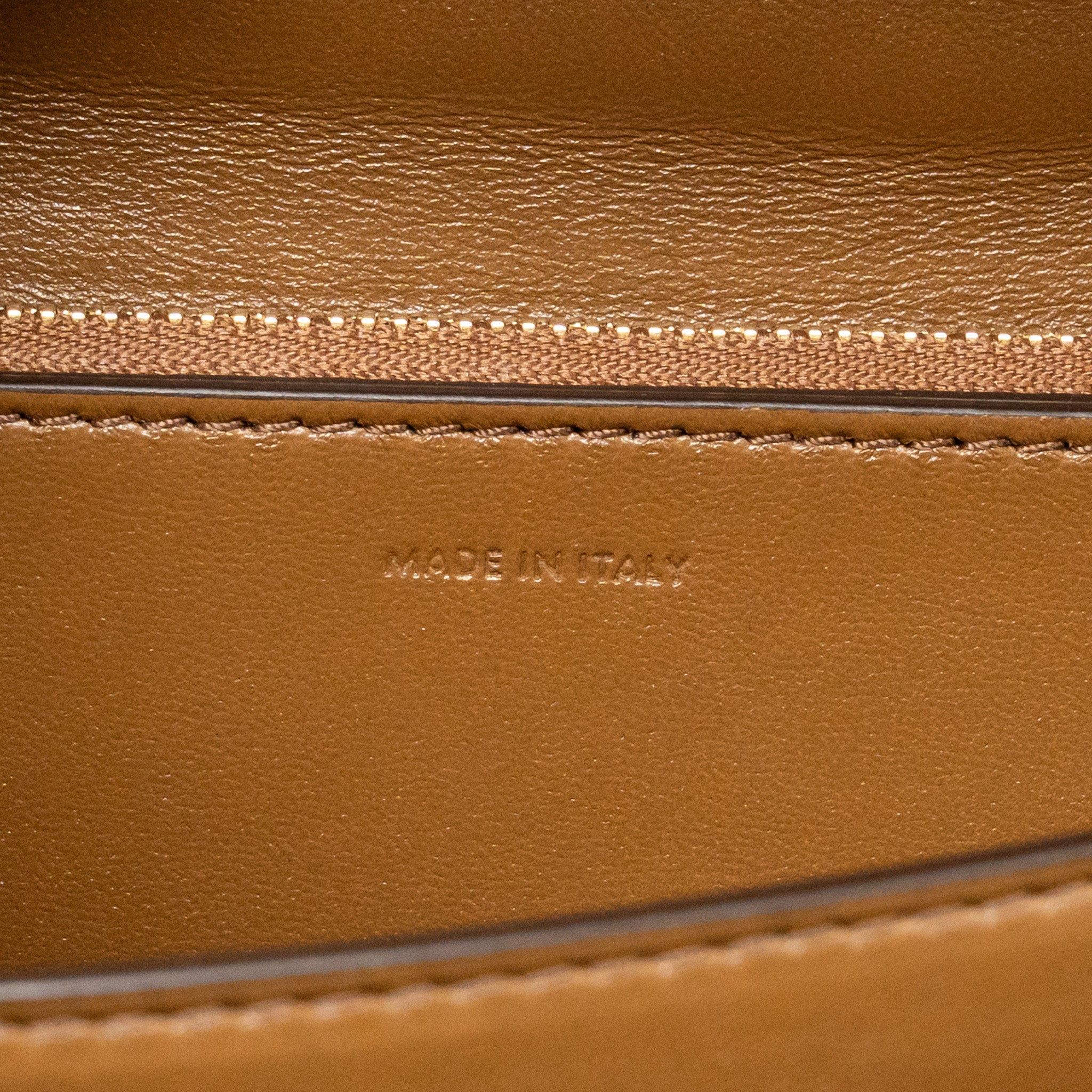 CELINE MEDIUM CLASSIC BOX BAG CALFSKIN CAMEL GHW