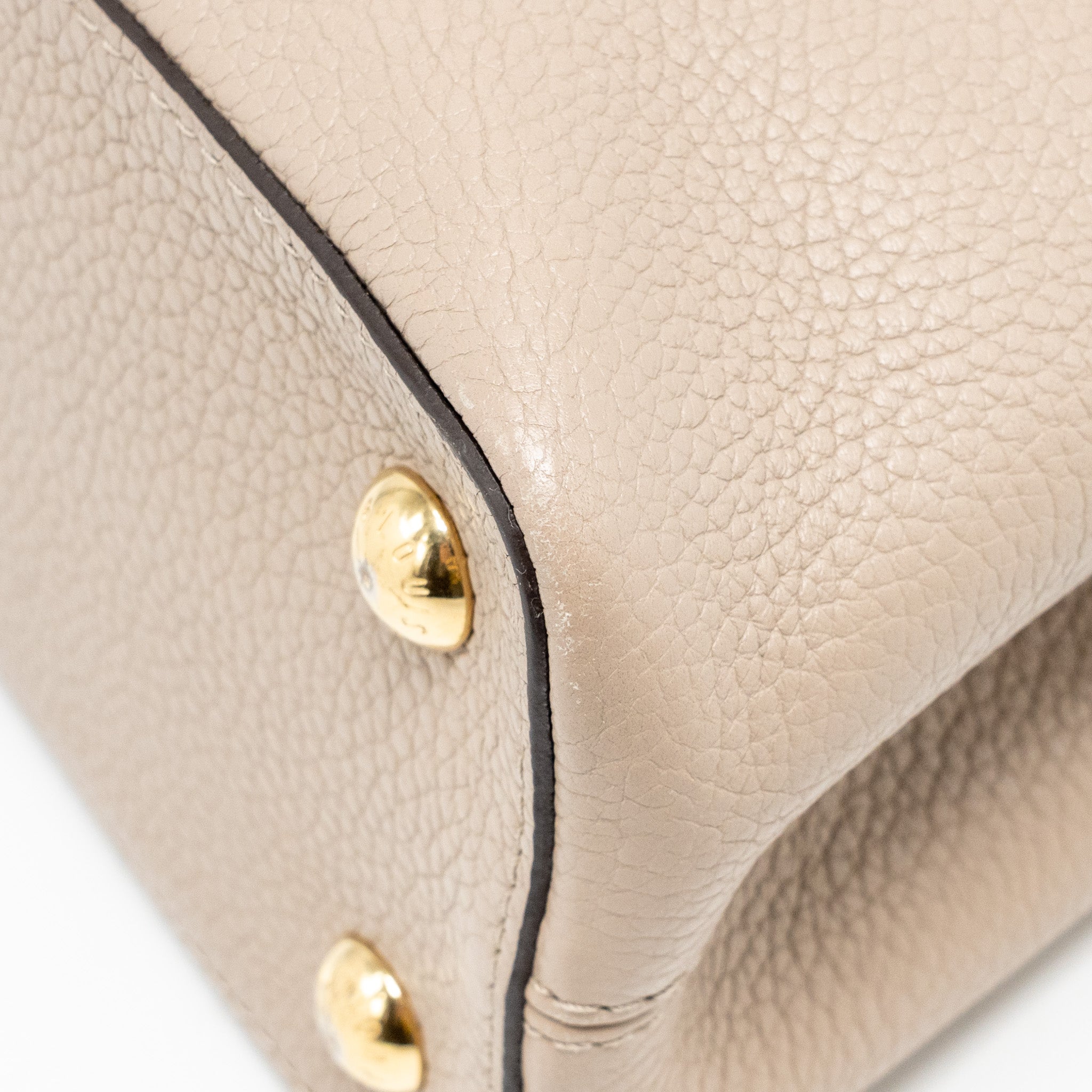 LOUIS VUITTON CAPUCINES MM TAURILLON LEATHER LIGHT GREY GHW