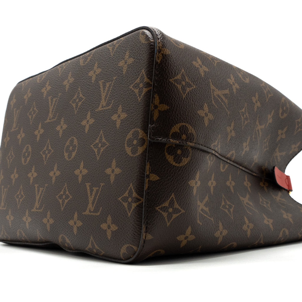 LOUIS VUITTON NEONOE MONOGRAM CANVAS / RED GHW